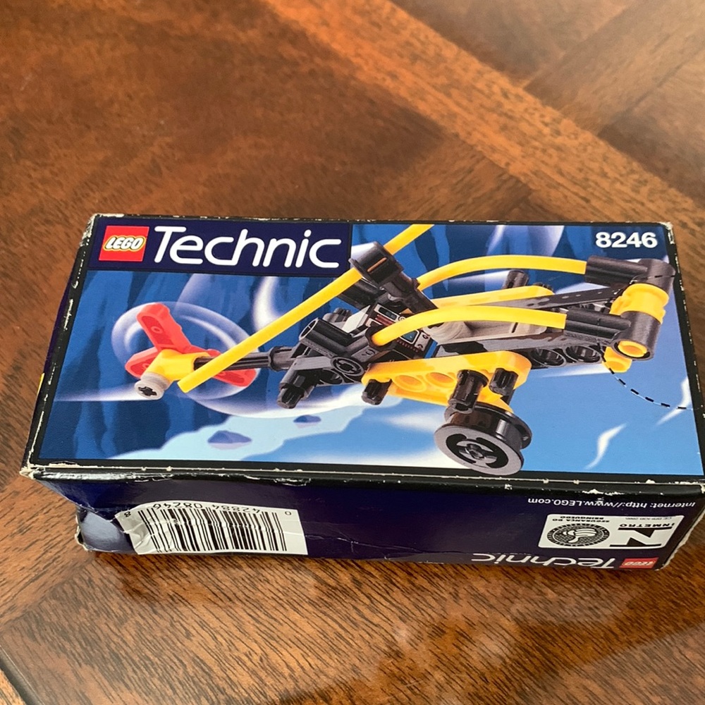 Lego Technic Hydro Racer 8246 Vintage 1999 building set New Legos collectible